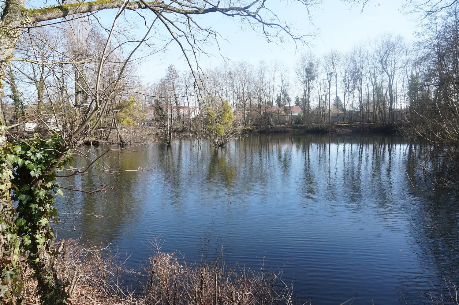 Vue de La Chapelle-Saint-Luc (Aube) - état des risques et pollutions (ERP)