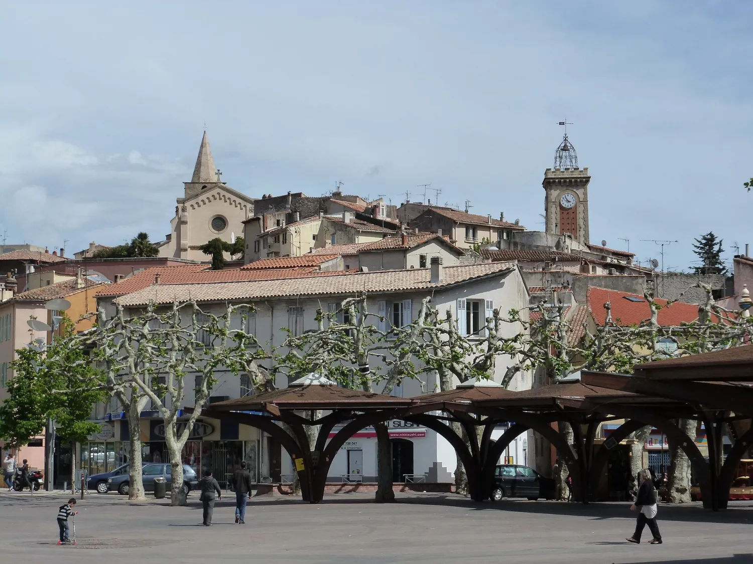Vue de Aubagne (Bouches-du-Rhône) - état des risques et pollutions (ERP)