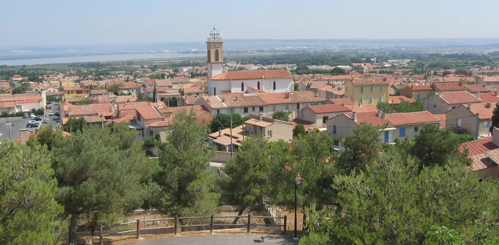 Vue de Châteauneuf-les-Martigues (Bouches-du-Rhône) - état des risques et pollutions (ERP)