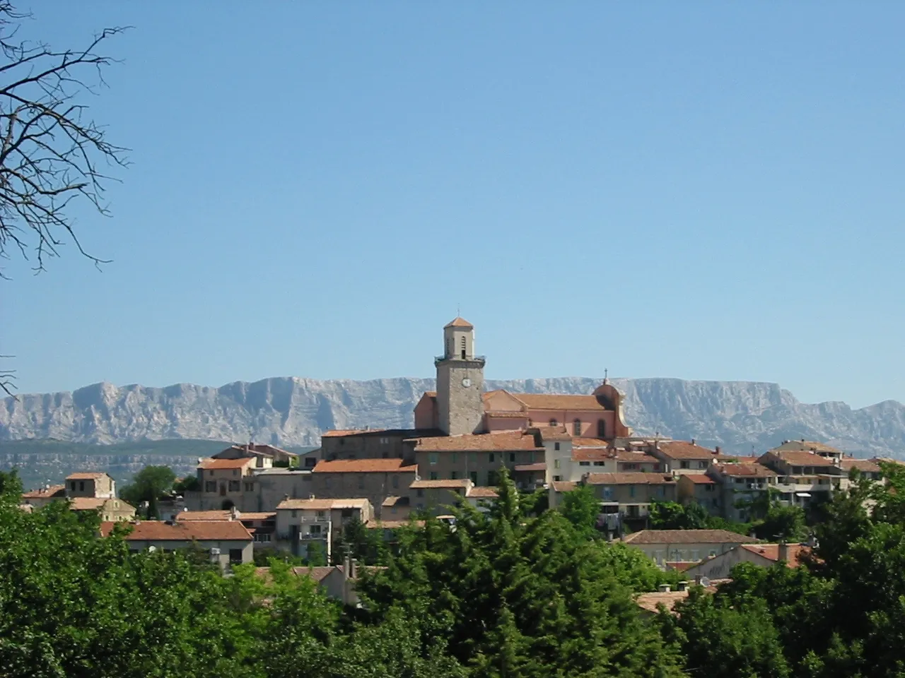 Vue de Fuveau (Bouches-du-Rhône) - état des risques et pollutions (ERP)
