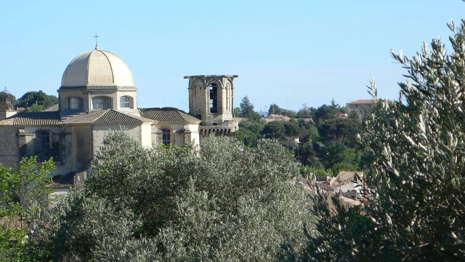 Vue de Lambesc (Bouches-du-Rhône) - état des risques et pollutions (ERP)
