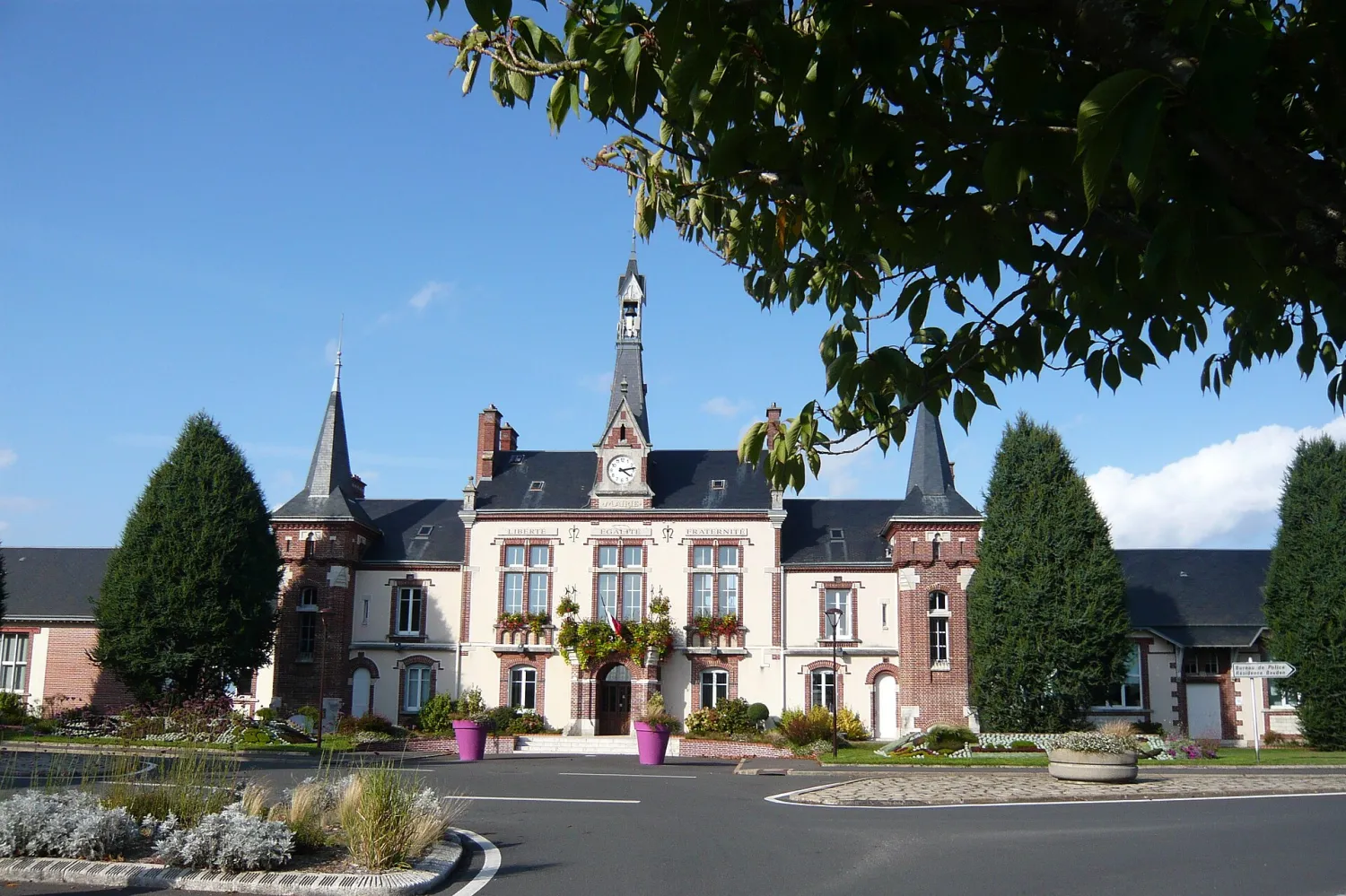 Vue de Mainvilliers (Eure-et-Loir) - état des risques et pollutions (ERP)