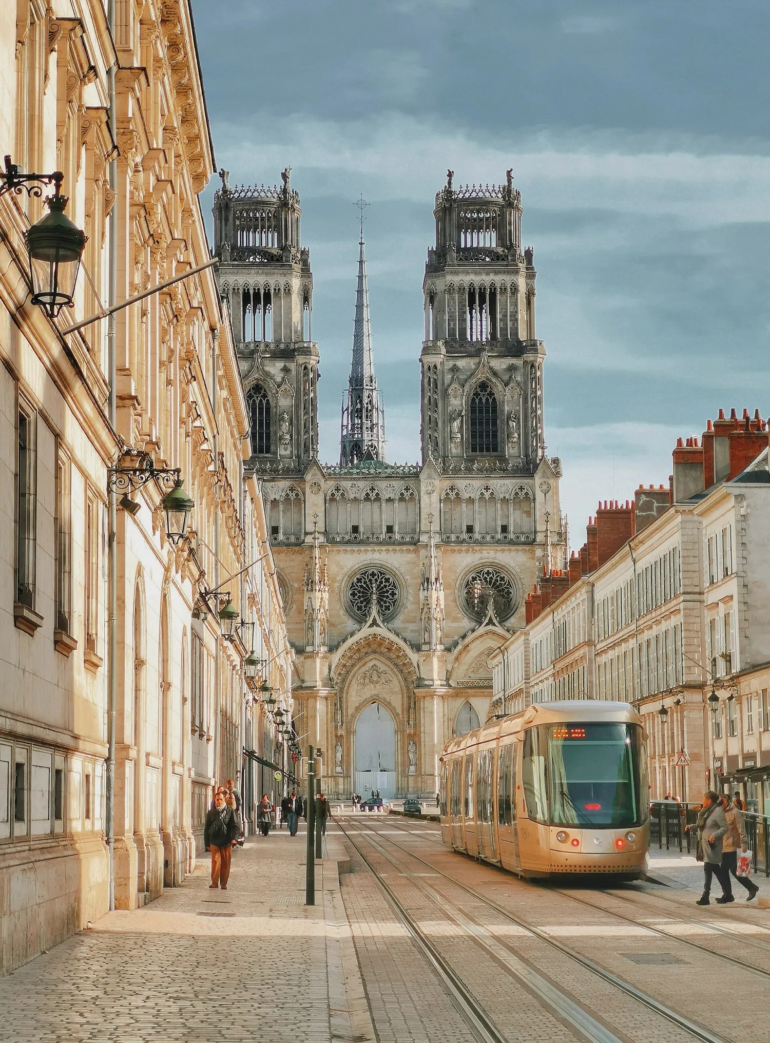 Vue de Orléans (Loiret) - état des risques et pollutions (ERP)