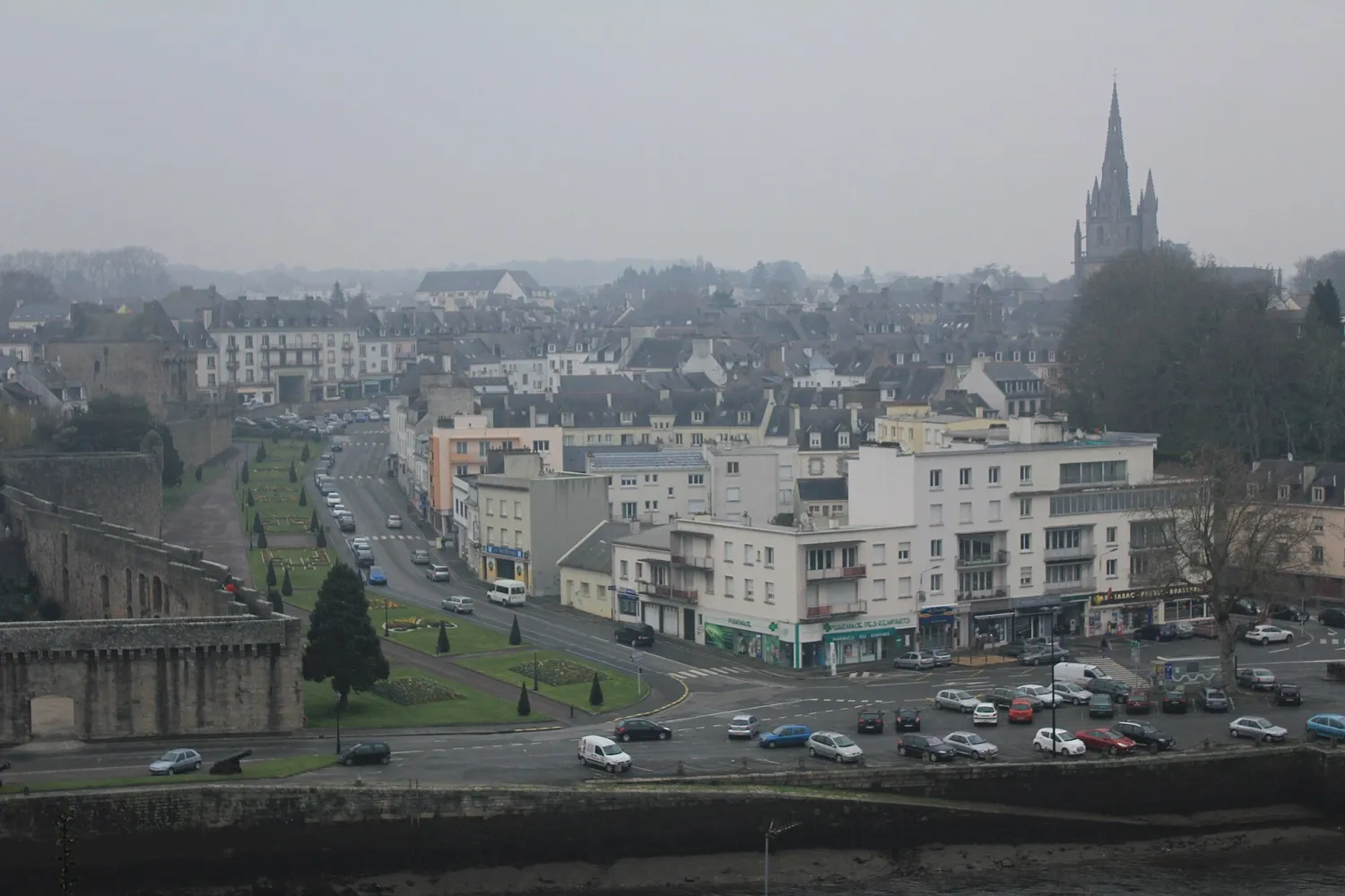 Vue de Hennebont (Morbihan) - état des risques et pollutions (ERP)