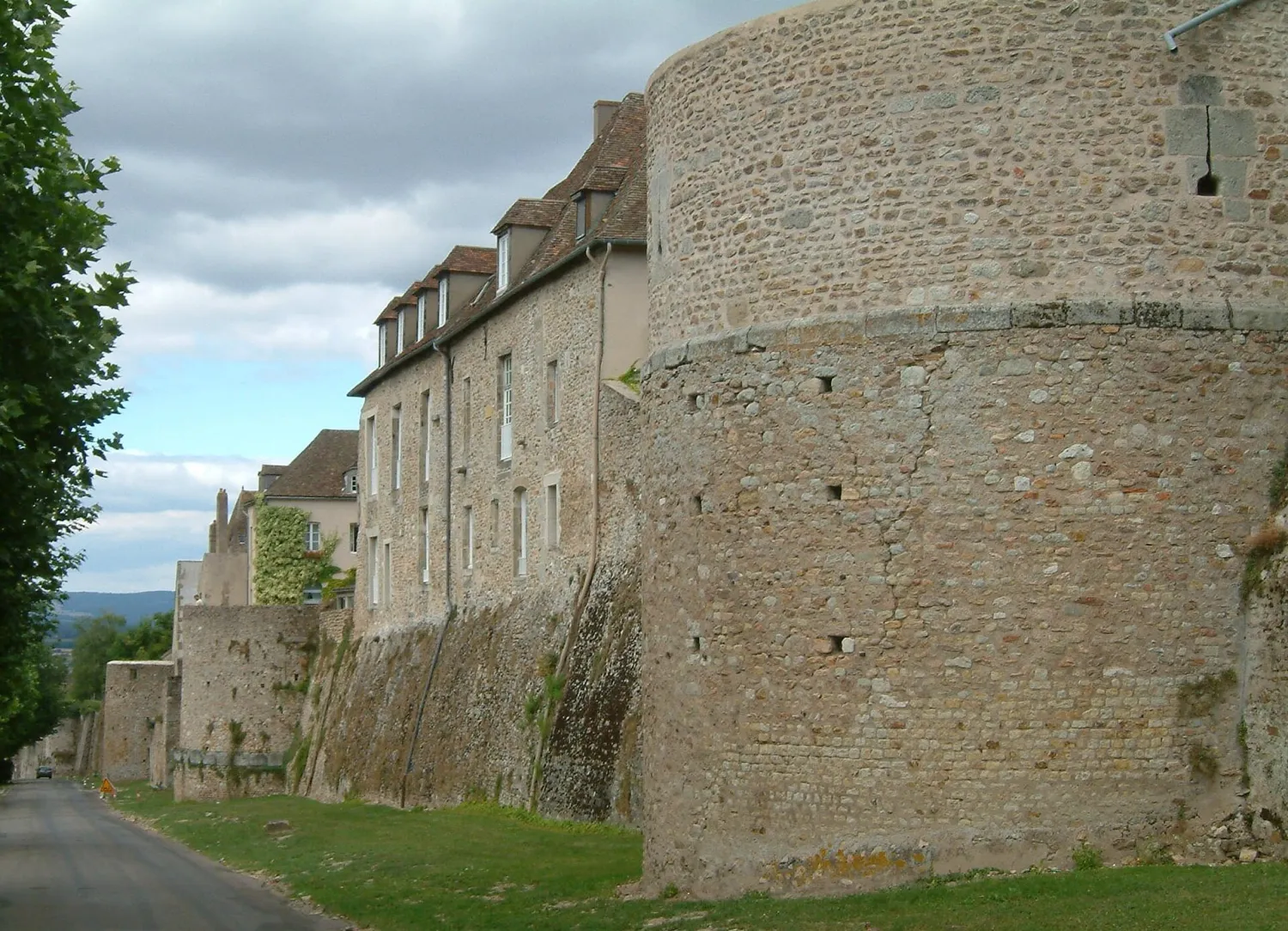 Vue de Autun (Saône-et-Loire) - état des risques et pollutions (ERP)
