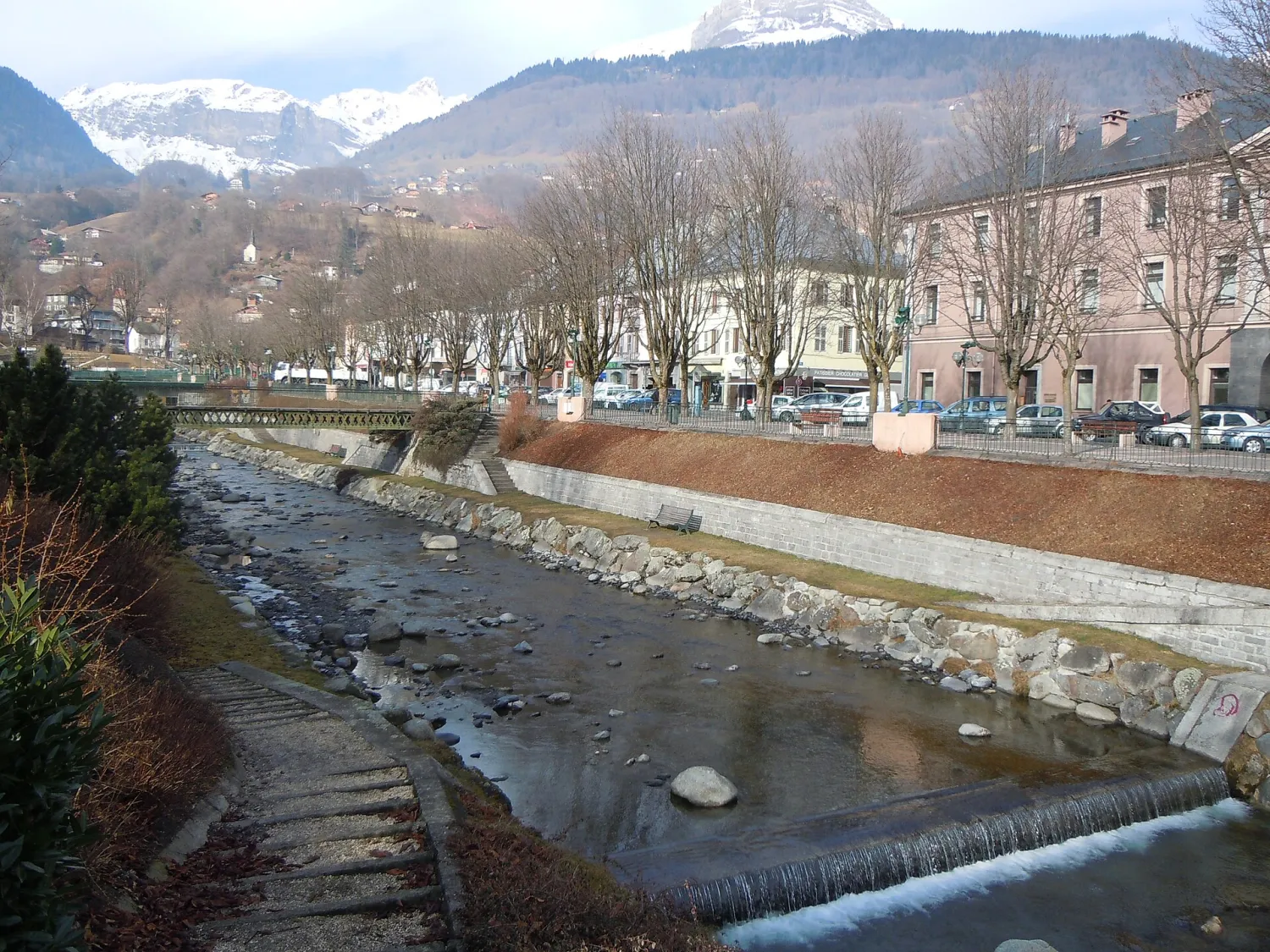 Vue de Sallanches (Haute-Savoie) - état des risques et pollutions (ERP)