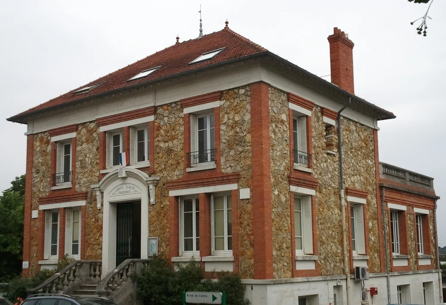 Vue de Carrières-sous-Poissy (Yvelines) - état des risques et pollutions (ERP)