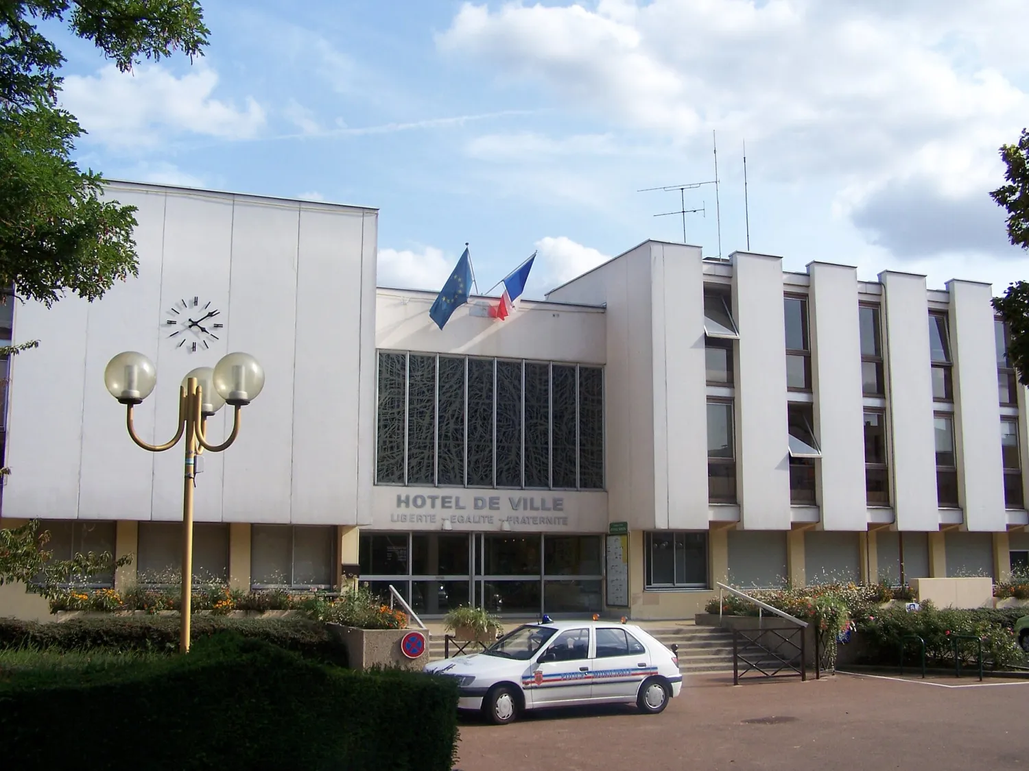 Vue de Fontenay-le-Fleury (Yvelines) - état des risques et pollutions (ERP)