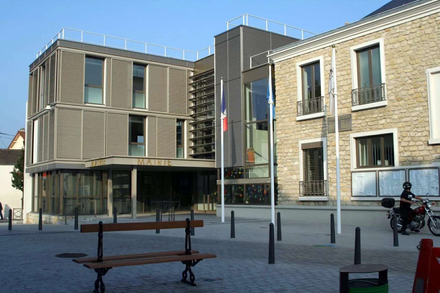 Vue de Les Mureaux (Yvelines) - état des risques et pollutions (ERP)