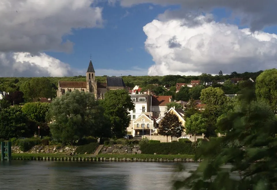Vue de Triel-sur-Seine (Yvelines) - état des risques et pollutions (ERP)