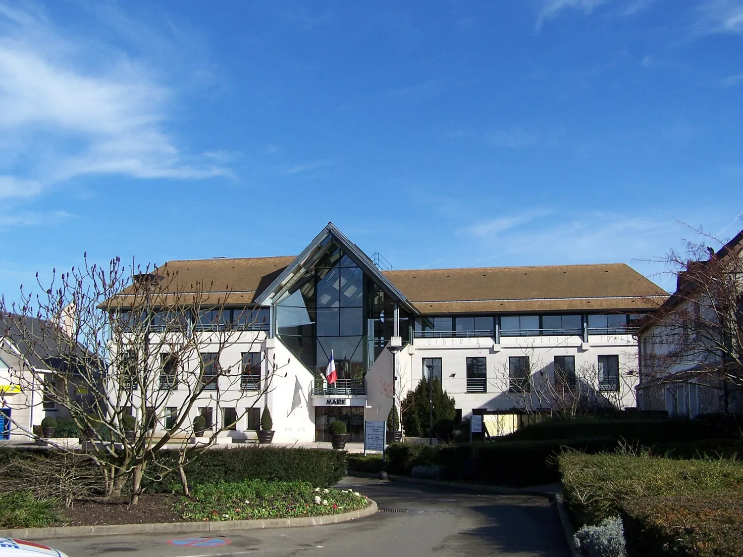 Vue de Voisins-le-Bretonneux (Yvelines) - état des risques et pollutions (ERP)
