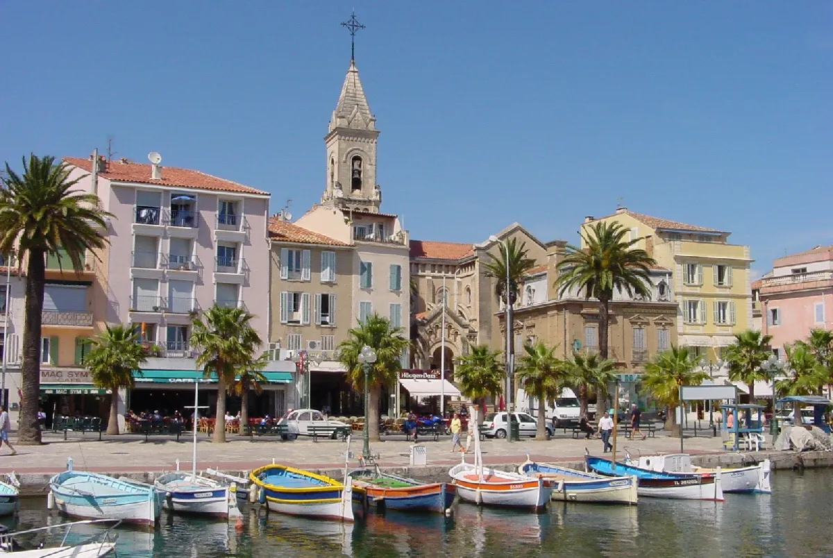 Vue de Sanary-sur-Mer (Var) - état des risques et pollutions (ERP)