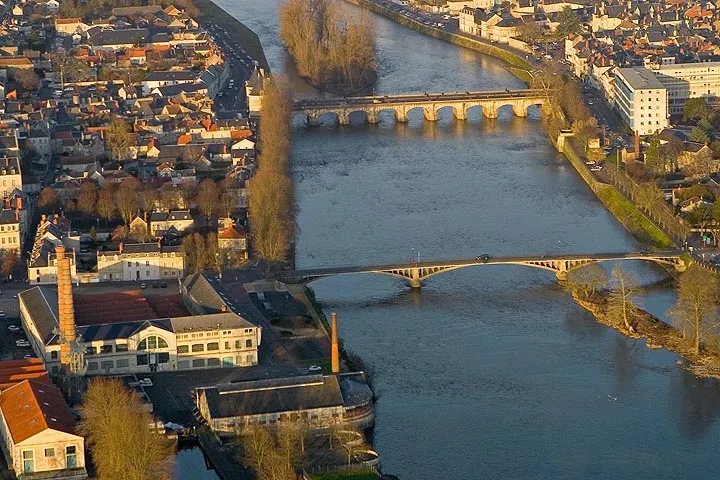 Vue de Châtellerault (Vienne) - état des risques et pollutions (ERP)