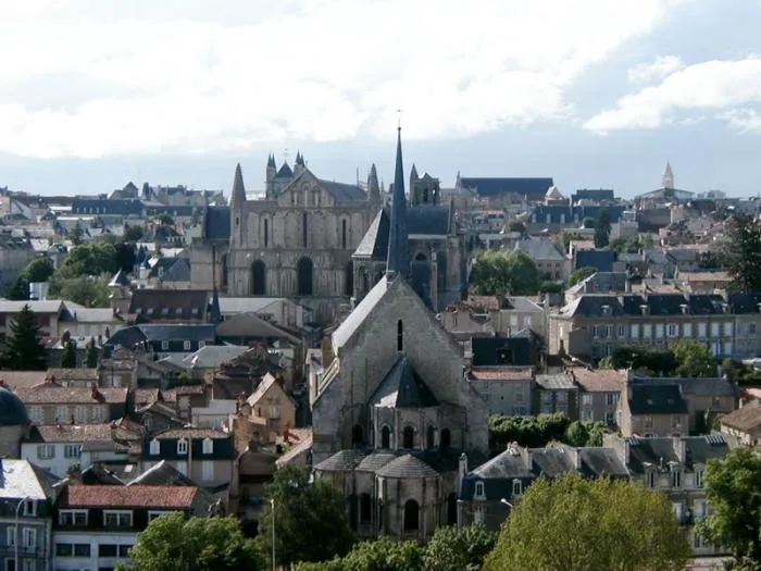 Vue de Poitiers (Vienne) - état des risques et pollutions (ERP)