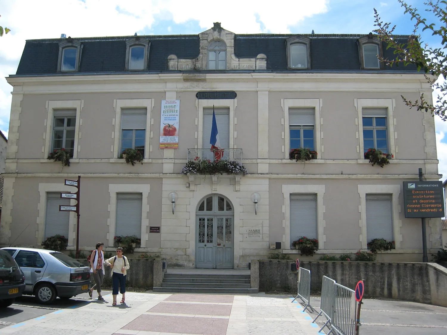 Vue de Saint-Junien (Haute-Vienne) - état des risques et pollutions (ERP)