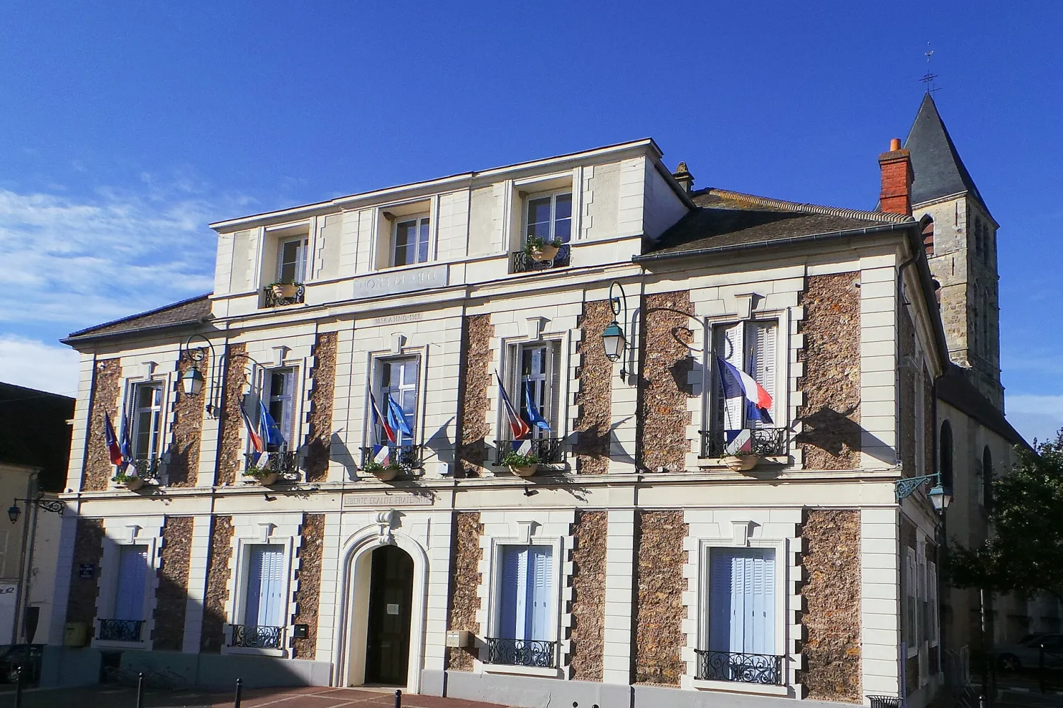 Vue de Mennecy (Essonne) - état des risques et pollutions (ERP)