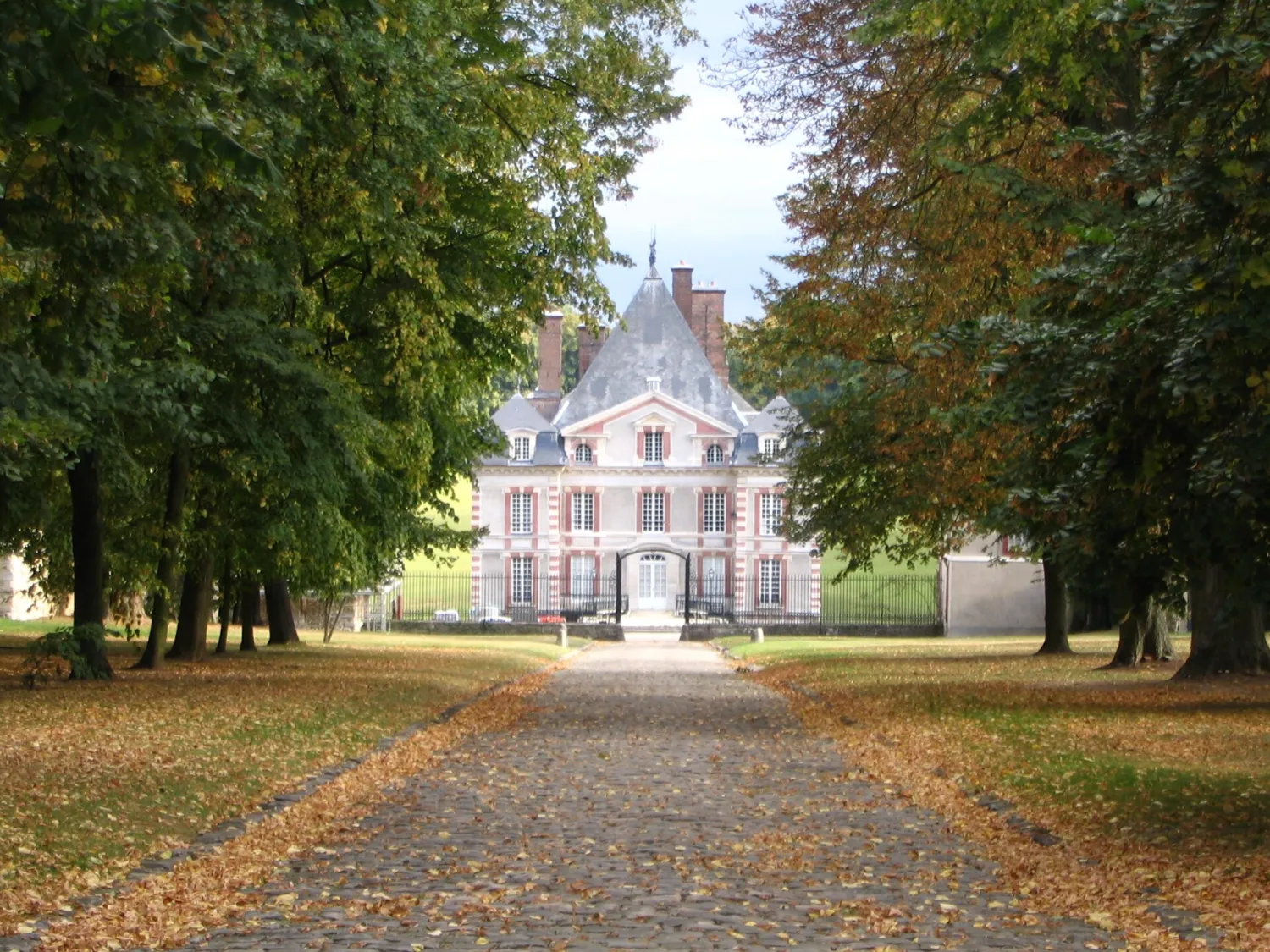 Vue de Ormesson-sur-Marne (Val-de-Marne) - état des risques et pollutions (ERP)
