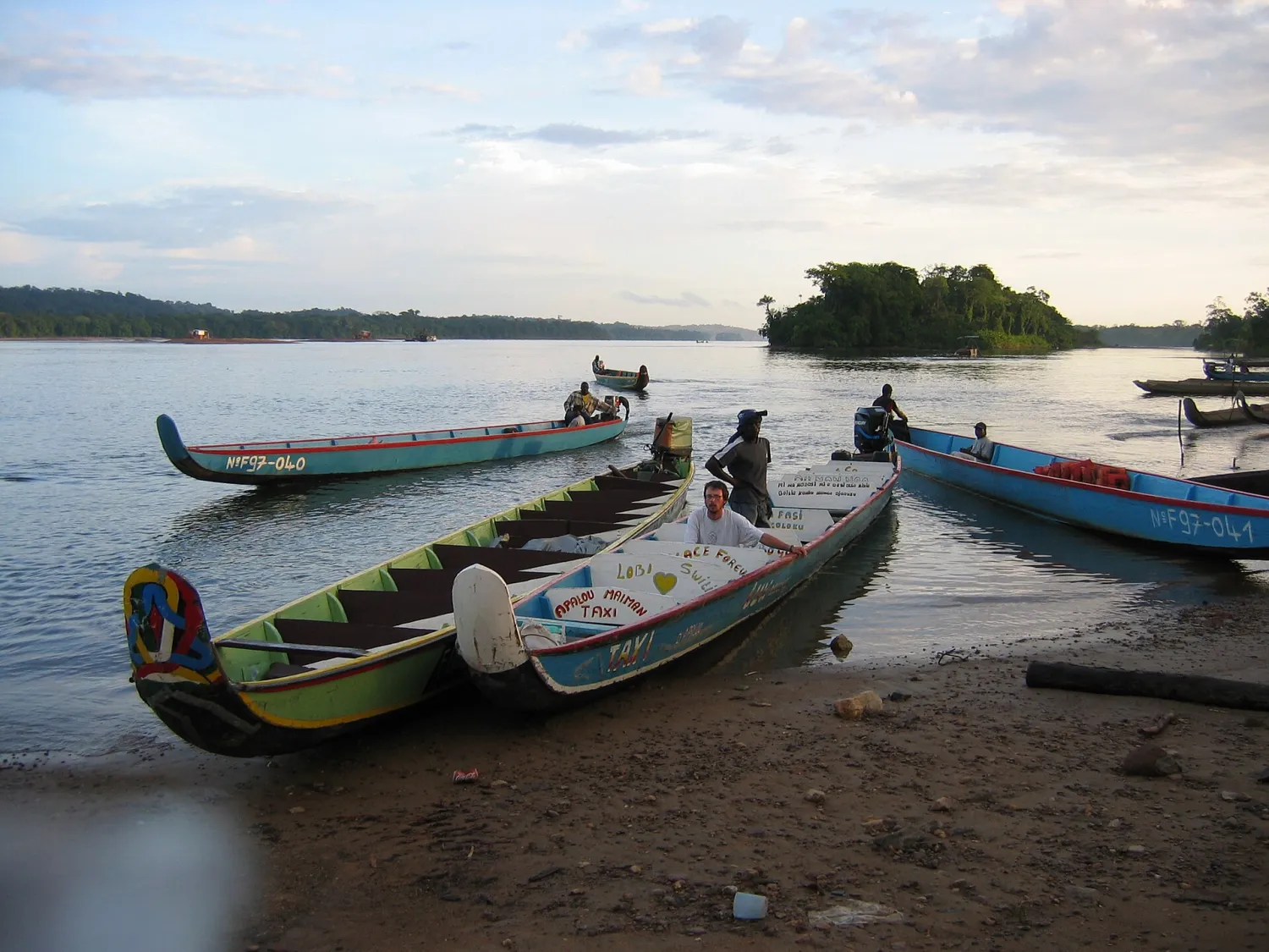 Vue de Apatou (Guyane) - état des risques et pollutions (ERP)